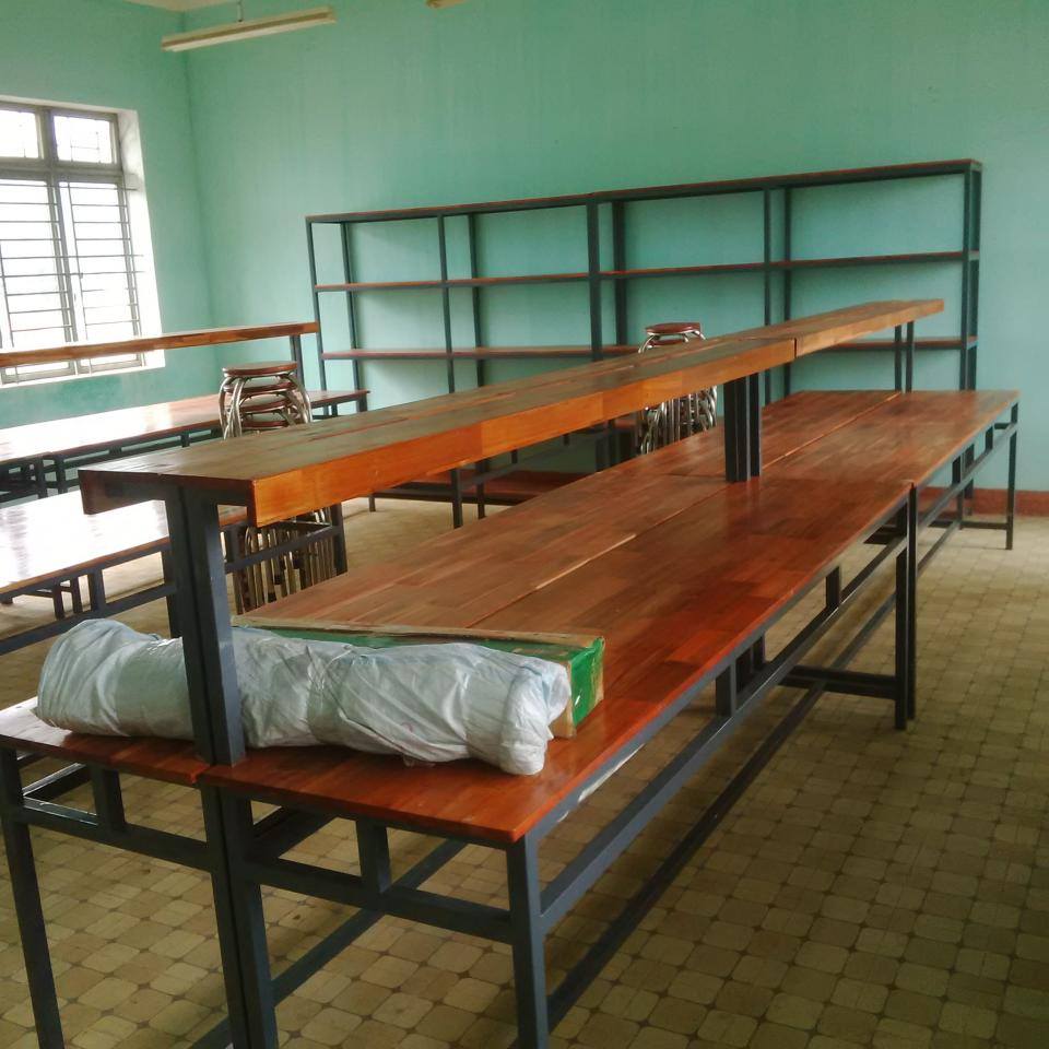 Bàn thực hành lý hóa sinh, công nghệ